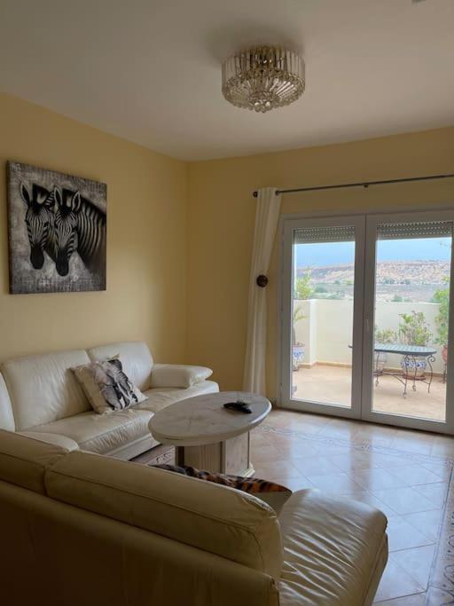 Appartement En Residence + Grande Terrasse Sur Le Toit Saïdia Екстериор снимка