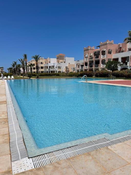 Appartement En Residence + Grande Terrasse Sur Le Toit Saïdia Екстериор снимка