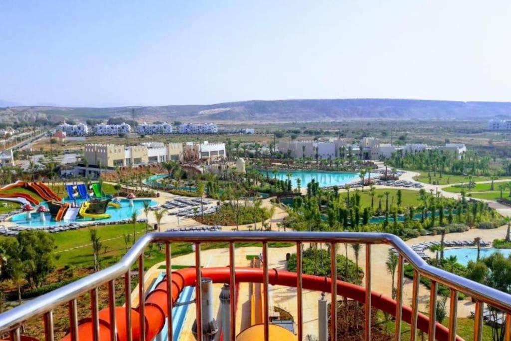 Appartement En Residence + Grande Terrasse Sur Le Toit Saïdia Екстериор снимка